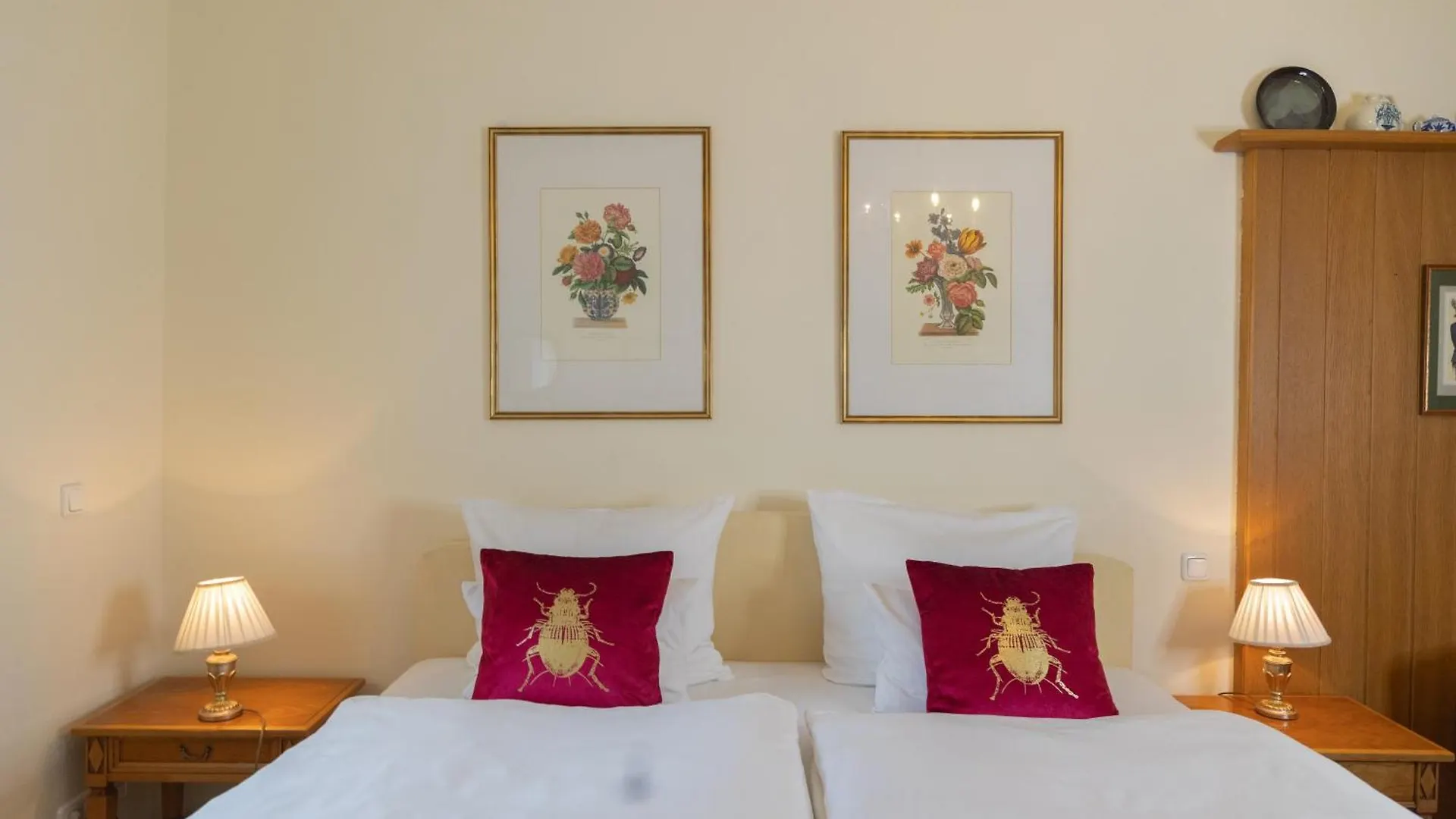 Otel Gaestehaus Englischer Garten Münih Almanya