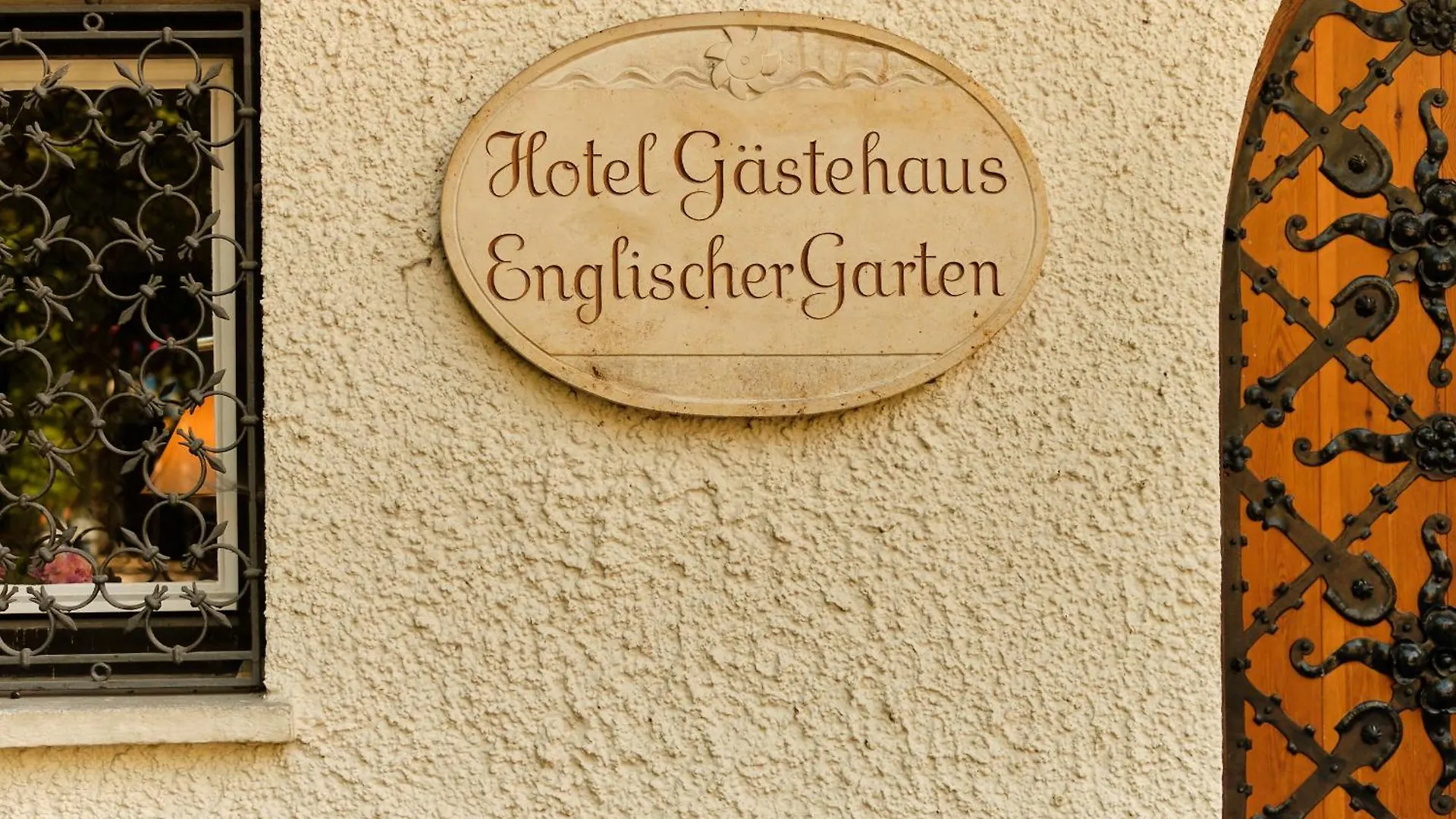 Otel Gaestehaus Englischer Garten Münih